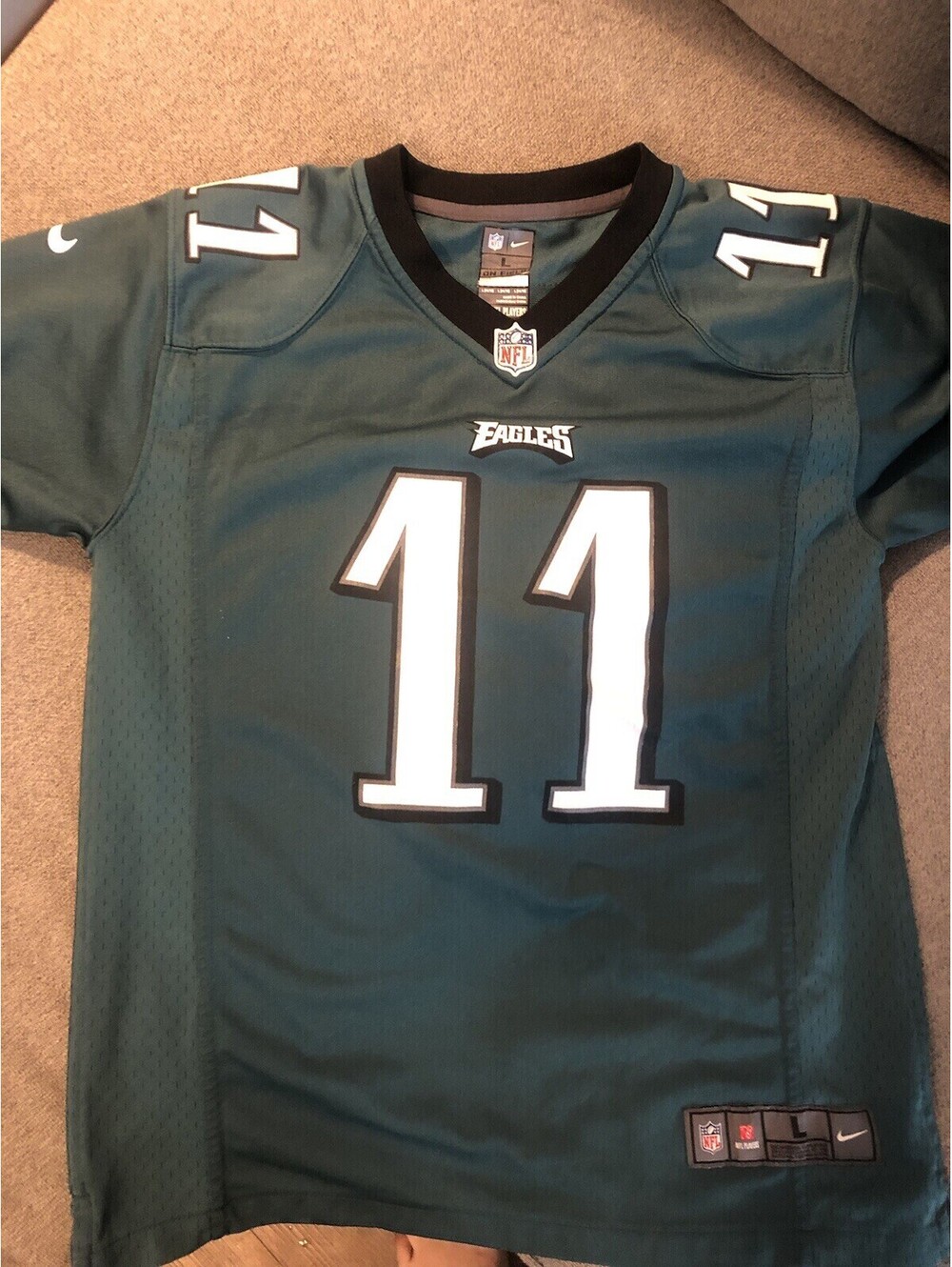 Carson Wentz Jersey Large Eagles